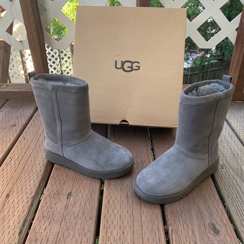 UGG Classic Short Waterproof Boot